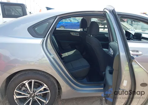 2024 Kia Forte Lxs from USA, damaged, VIN 3KPF24AD6RE766171